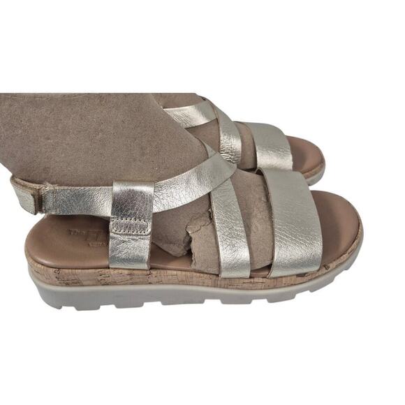 The Flexx SHEA Curtis Gold Metallic Leather Wedge sneaker Sandals Sz 7.5 Strappy - Picture 2 of 6